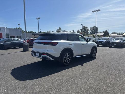 Used 2025 INFINITI QX60 Sensory w/ Vision Package AWD/4WD image 8