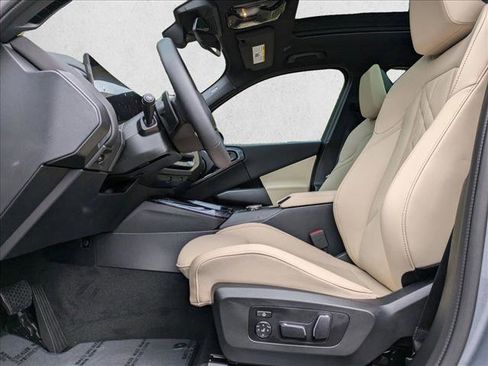 Used 2025 BMW X3 xDrive30i w/ Convenience Package image 4