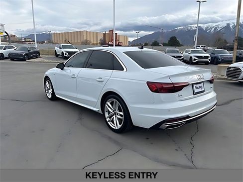Used 2023 Audi A4 2.0T Premium w/ Convenience Package image 5