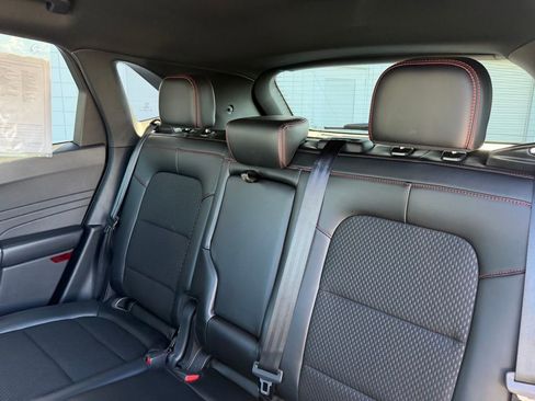 Used 2025 Ford Escape ST-Line image 19