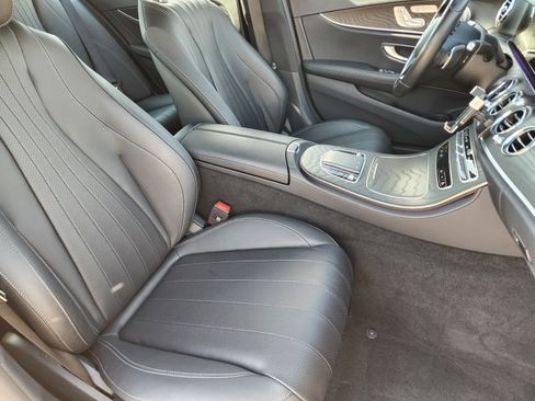 Used 2023 Mercedes-Benz E 350 Sedan image 27
