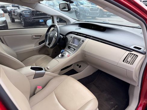Used 2012 Toyota Prius Four image 19