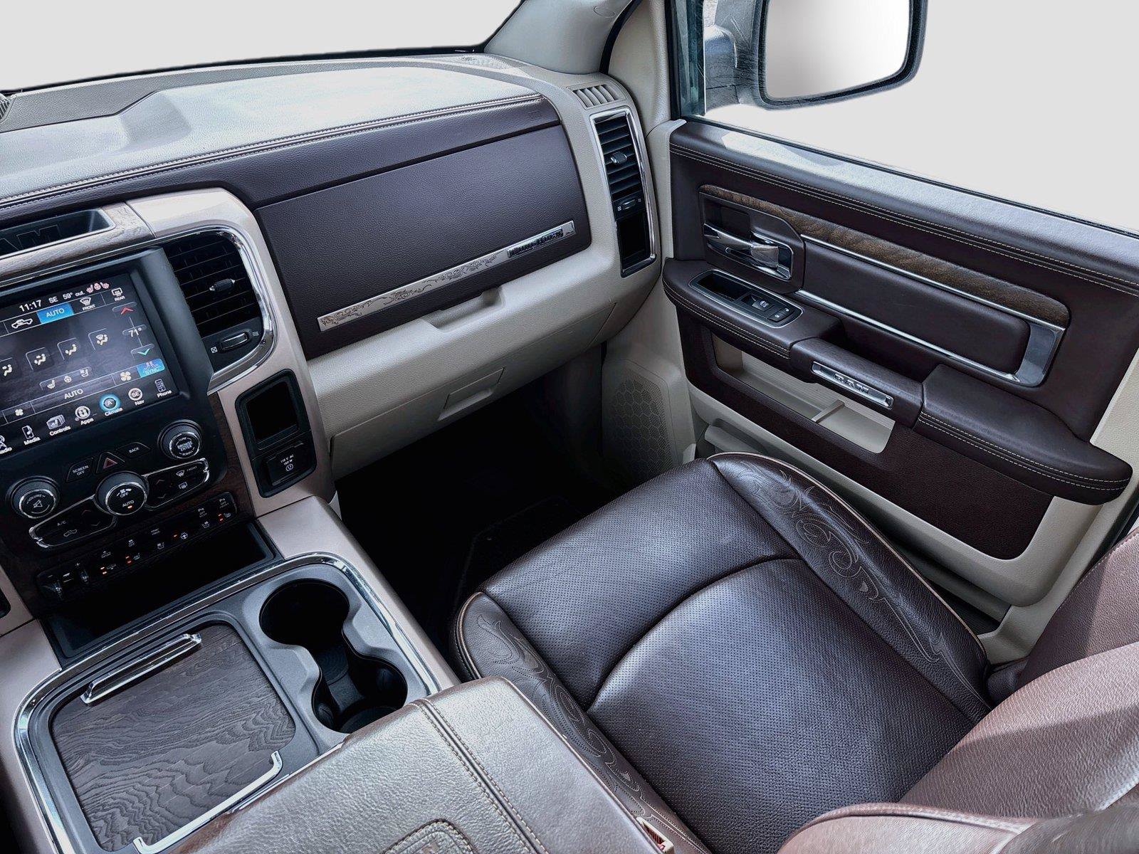 Used 2017 RAM 1500 Laramie Longhorn AWD/4WD image 25
