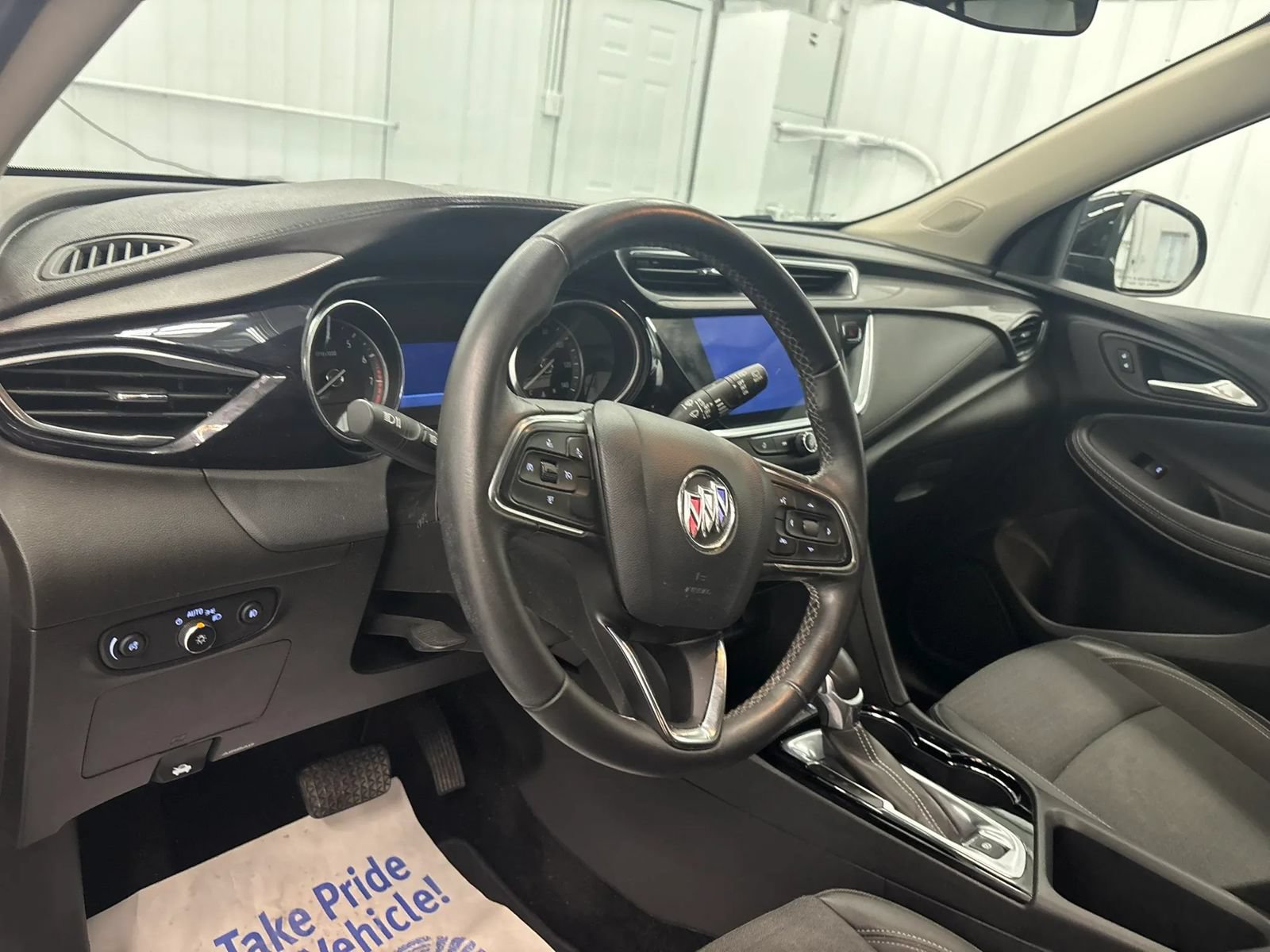 Used 2021 Buick Encore GX Select w/ Sport Touring Package FWD image 41