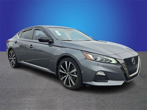 Used 2022 Nissan Altima 2.5 SR image 3