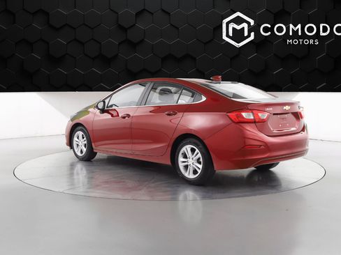 Used 2018 Chevrolet Cruze LT image 4