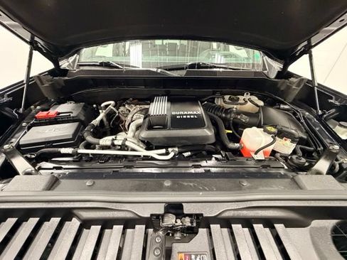 Certified 2024 Chevrolet Silverado 1500 LTZ w/ LTZ Premium Package AWD/4WD image 30