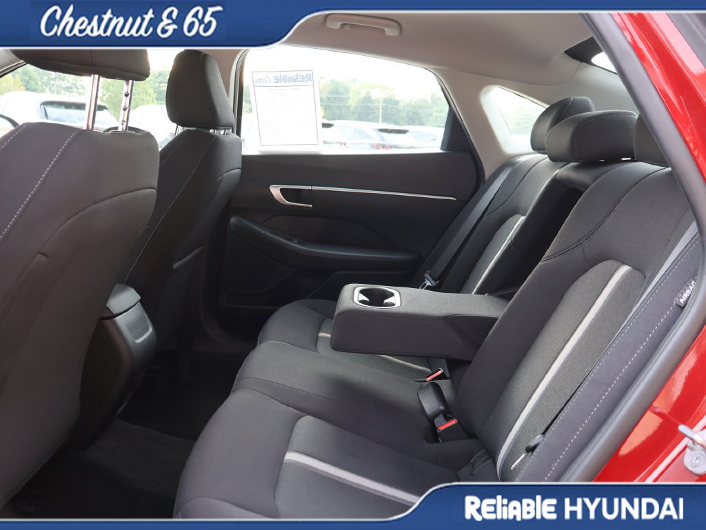 Certified 2025 Hyundai Sonata SEL FWD image 17