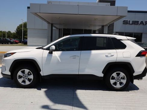 Used 2019 Toyota RAV4 XLE w/ All Weather Liner Package AWD/4WD image 2