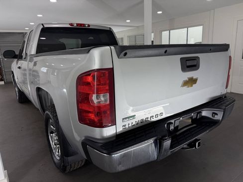 Used 2011 Chevrolet Silverado 1500 LT AWD/4WD image 7