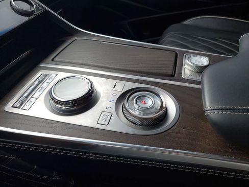 Used 2024 Genesis GV80 3.5T w/ Prestige Package image 33