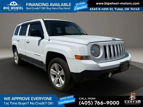 Used 2011 Jeep Patriot Latitude AWD/4WD image 8