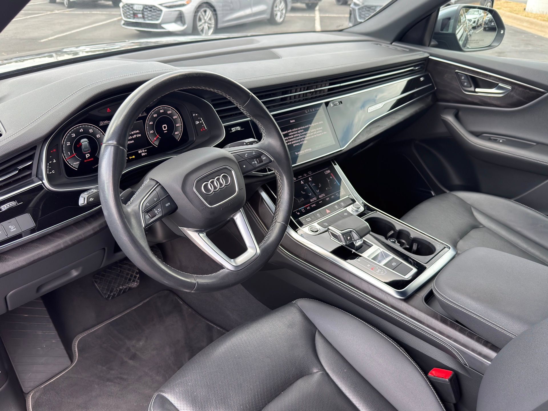 Used 2023 Audi Q8 Premium Plus w/ Premium Plus Package AWD/4WD image 8