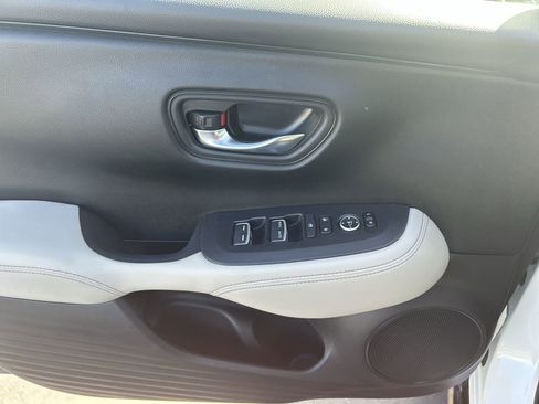 Certified 2023 Honda HR-V EX-L image 15