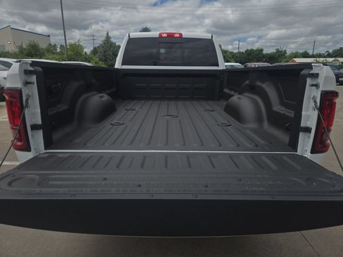 Used 2025 RAM 3500 Tradesman AWD/4WD image 25
