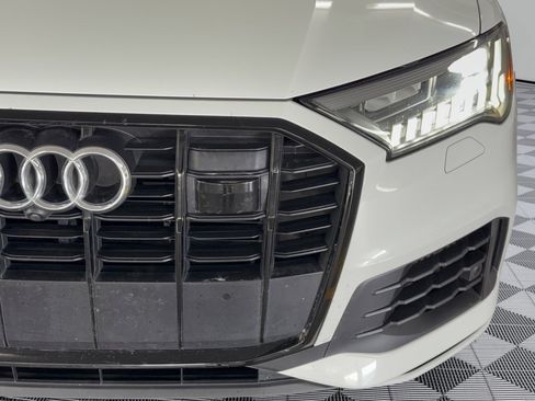 Used 2022 Audi Q7 3.0T Prestige AWD/4WD image 12