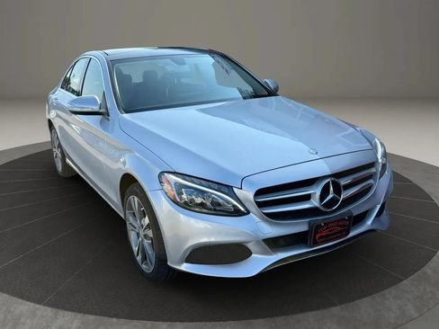 Used 2015 Mercedes-Benz C 300 4MATIC Sedan image 3