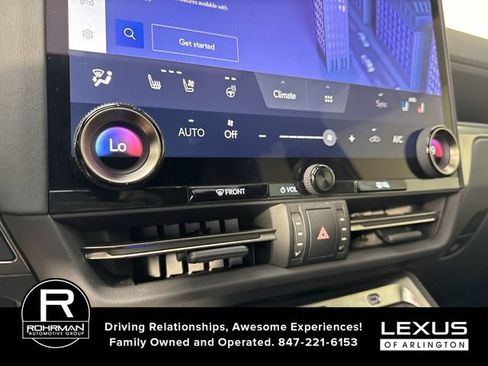 Used 2024 Lexus GX 550 AWD/4WD image 11