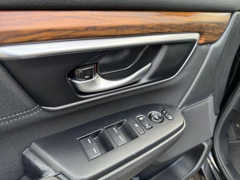 Used 2021 Honda CR-V EX image 11