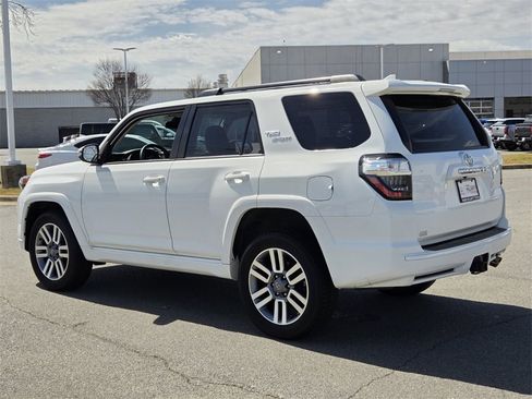 Used 2023 Toyota 4Runner TRD Sport w/ Technology Package image 3