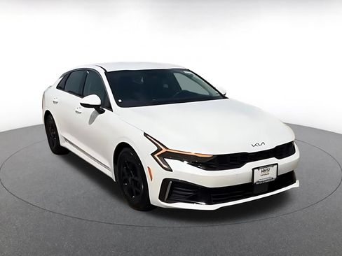 Used 2025 Kia K5 LXS FWD image 3