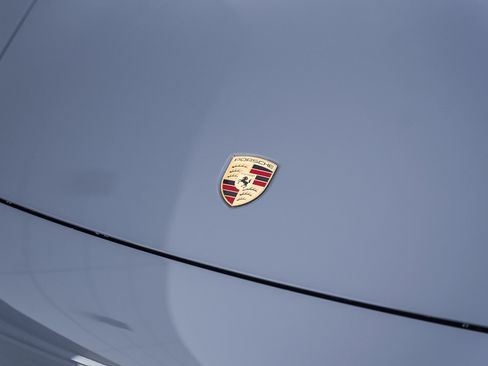 Used 2025 Porsche 911 Carrera 4 GTS image 24