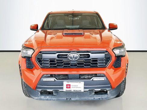 Used 2025 Toyota Tacoma TRD Sport AWD/4WD image 2