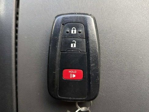 Used 2023 Toyota Highlander L FWD image 30