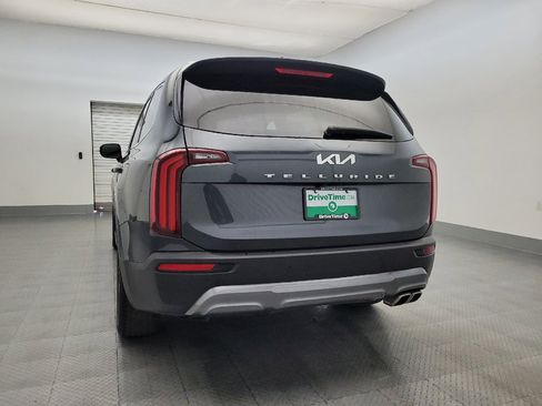 Used 2022 Kia Telluride EX w/ EX Premium Package image 6