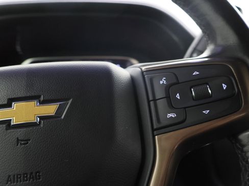 Used 2021 Chevrolet Silverado 2500 High Country w/ Z71 Off-Road Package image 14