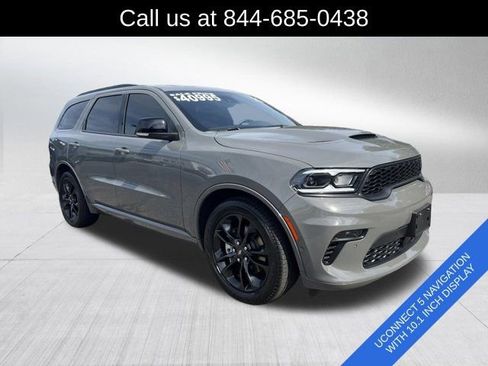 Certified 2023 Dodge Durango GT RWD image 3