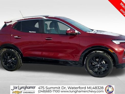 Certified 2024 Buick Encore GX Sport Touring image 10