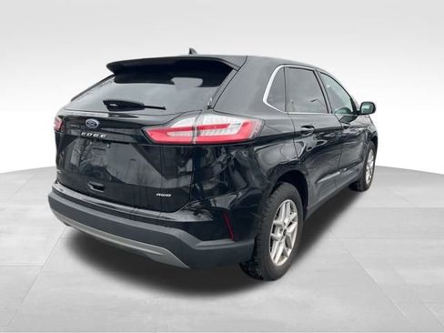Used 2024 Ford Edge SEL image 7