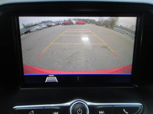 Used 2019 Chevrolet Camaro LT image 9