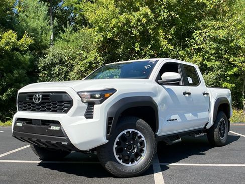 New 2025 Toyota Tacoma TRD Off-Road w/ TRD Off Road Upgrade Package image 1
