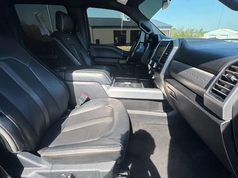 Used 2020 Ford F350 Platinum image 27