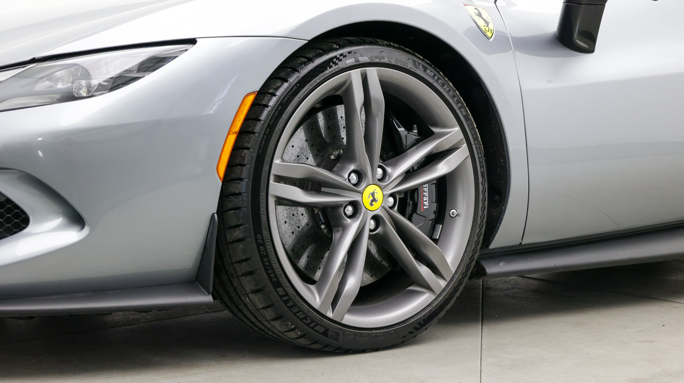 Used 2022 Ferrari 296 GTB RWD image 16
