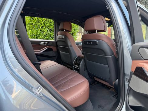 Used 2025 BMW X5 xDrive40i AWD/4WD image 39
