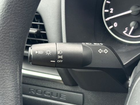 Certified 2026 Nissan Rogue S FWD image 39