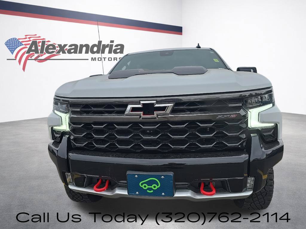 Used 2023 Chevrolet Silverado 1500 ZR2 AWD/4WD image 2