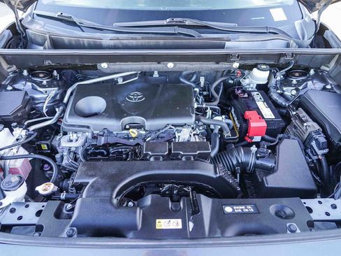 Used 2019 Toyota RAV4 XLE image 28