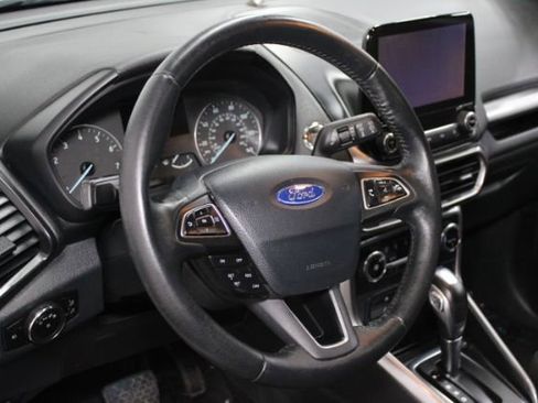 Used 2019 Ford EcoSport SE w/ SE Convenience Package image 16