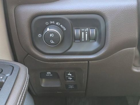 New 2026 RAM 1500 Laramie w/ Advanced Safety Group II AWD/4WD image 24