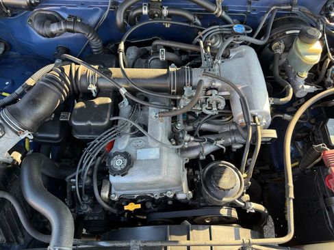 Used 1999 Toyota Tacoma 2WD Regular Cab image 21