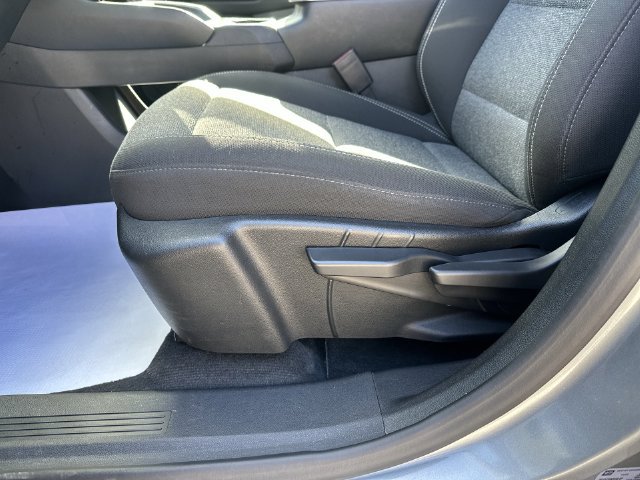 Used 2025 GMC Terrain Elevation AWD/4WD image 23