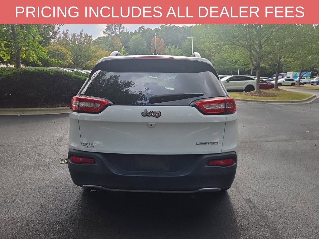 Used 2015 Jeep Cherokee Limited FWD image 13