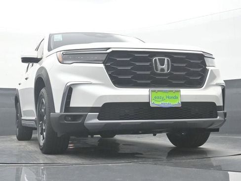 Certified 2025 Honda Pilot EX-L image 24