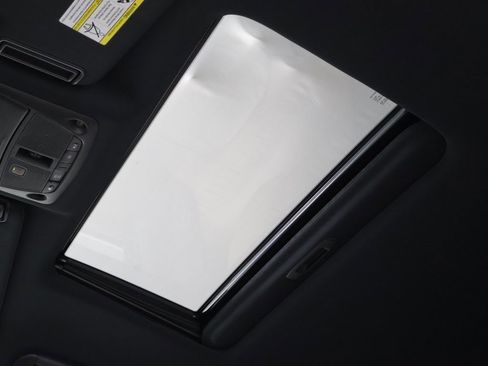 Used 2024 Nissan Armada Platinum w/ Captain's Chairs Package image 21