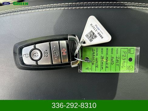 Used 2025 Ford Mustang Mach-E Premium AWD/4WD image 31