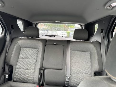 Used 2018 Chevrolet Equinox LT AWD/4WD image 32